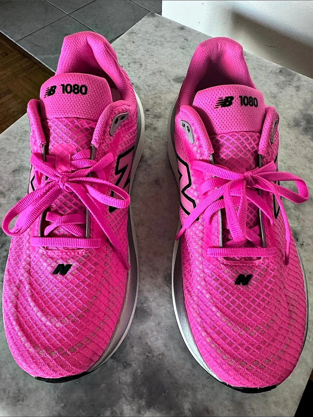 New Balance 1080 Women's Athletic Shoes Pink US 9Like New